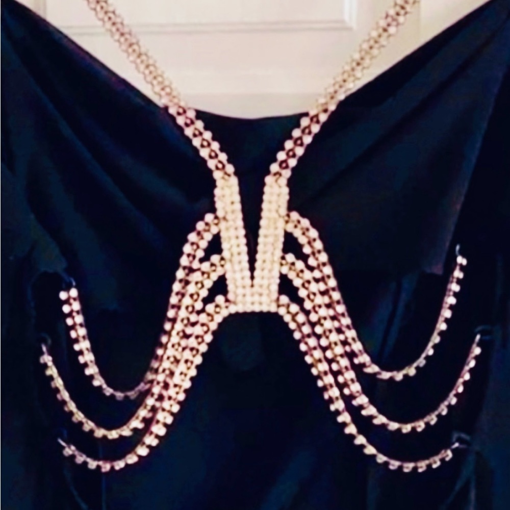 🎁NWT Cache Black Top Rhinestones fits Medium🎁